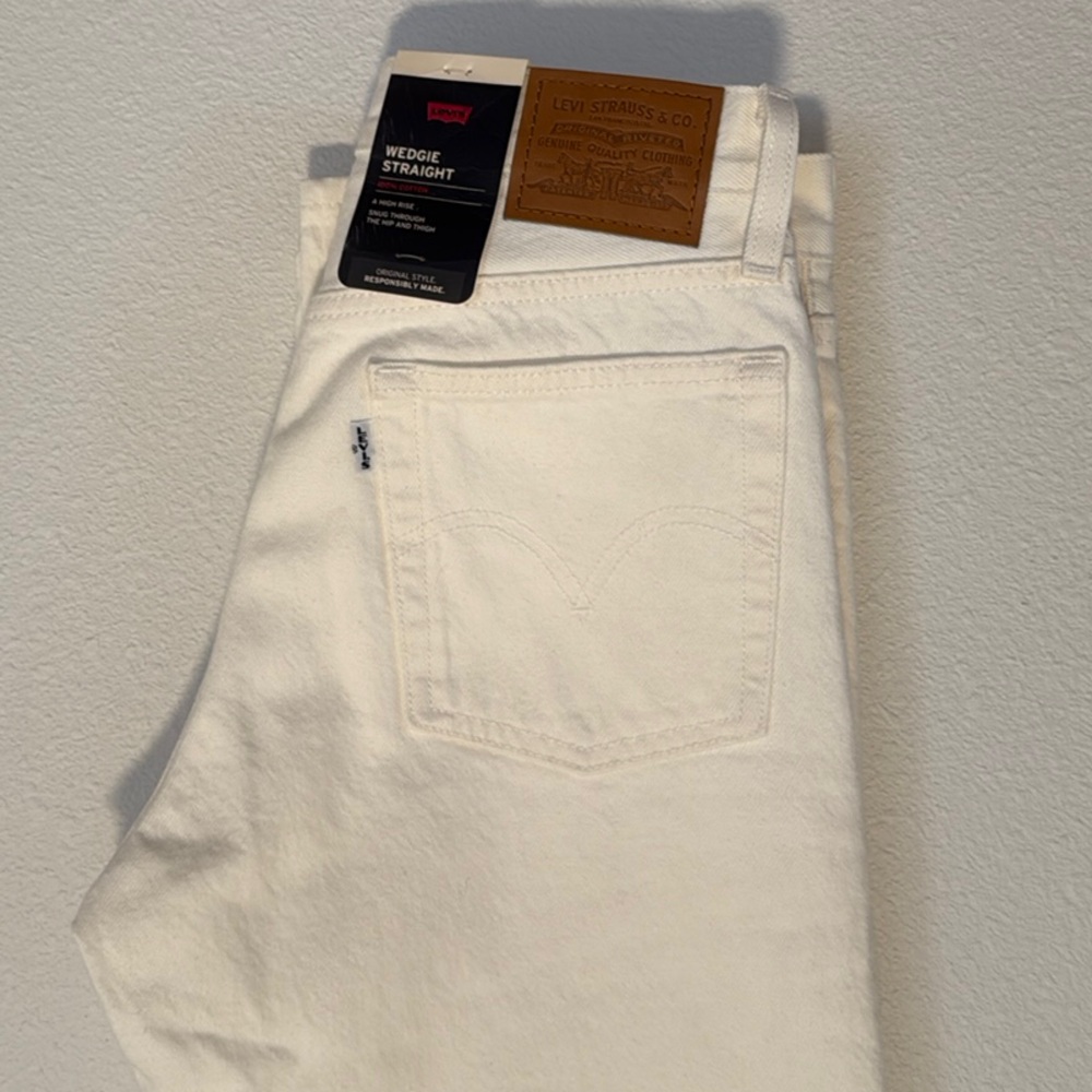 Levi's Wedgie Straight High Rise sz 25